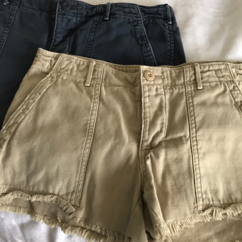 BUNDLE OF 2 AMERICAN EAGLE SHORTS